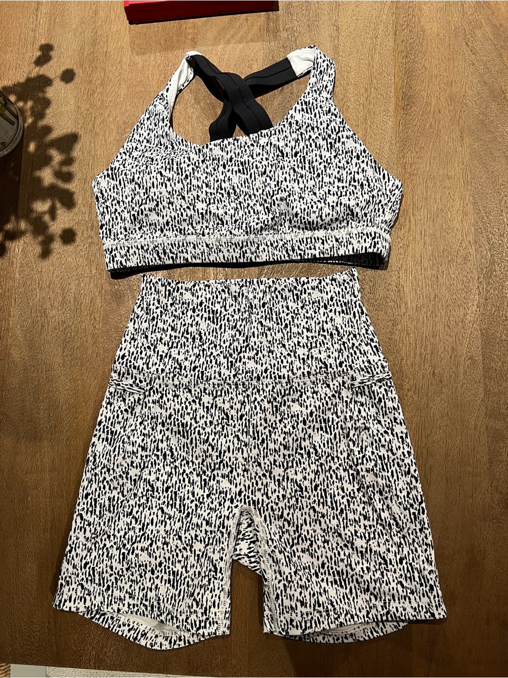 Born Primitive Black and White High Waist Shorts and Sports Bra Set (Top- M) - Picture 1 of 5